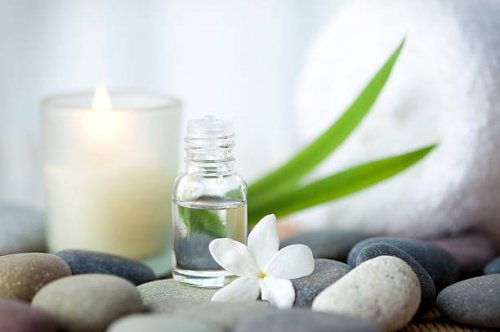 Tự làm nến thơm tinh dầu tại nhà – đơn giản & an toàn